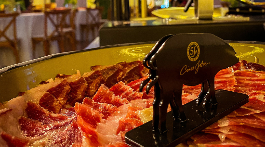 Experiência Gastronômica: Paella & Jamón em Jantar Corporativo - Montanera - Corte y Arte